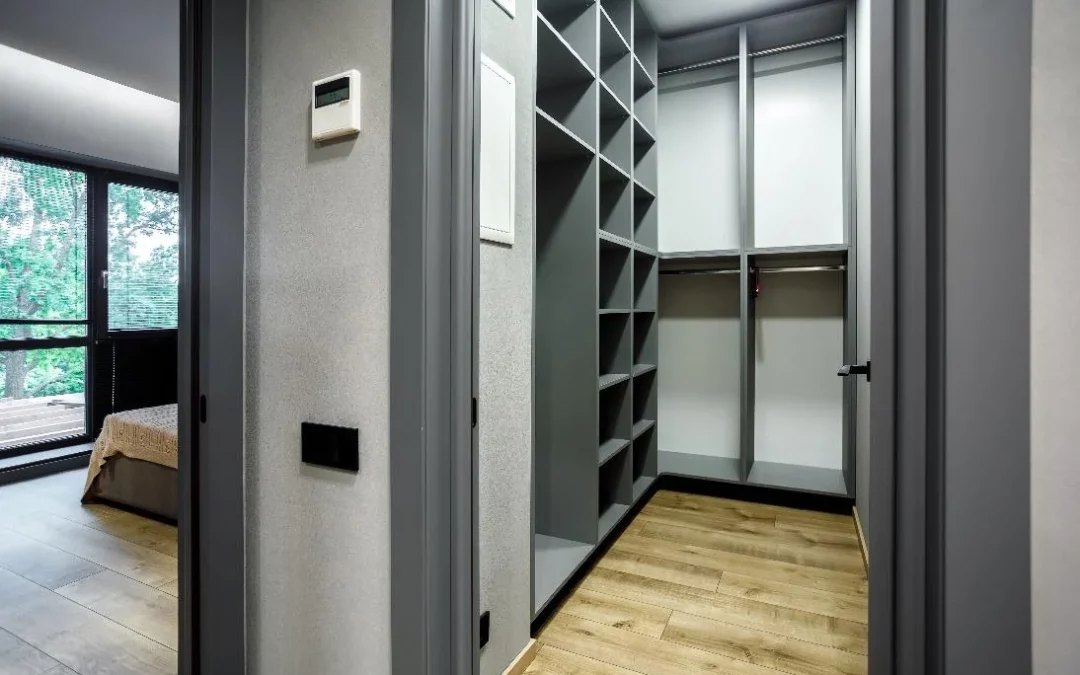 5 Things To Consider When Designing A Walk In Wardrobe